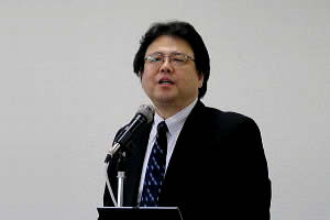 月刊『消費者信用』の浅見編集長